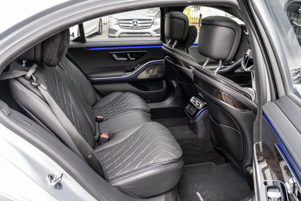 Used 2021 Mercedes-Benz S 580 4MATIC Sedan w/ AMG Line image 34