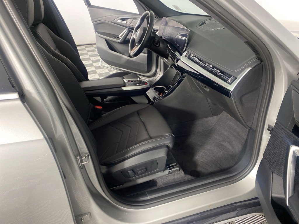 Used 2024 BMW X1 xDrive28i image 25