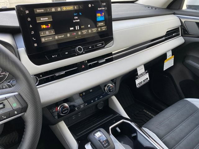 New 2026 Mitsubishi Outlander SE image 17