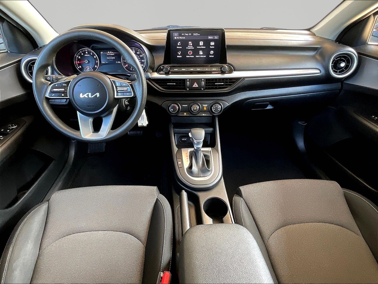 Used 2023 Kia Forte LXS w/ LXS Technology Package FWD image 7