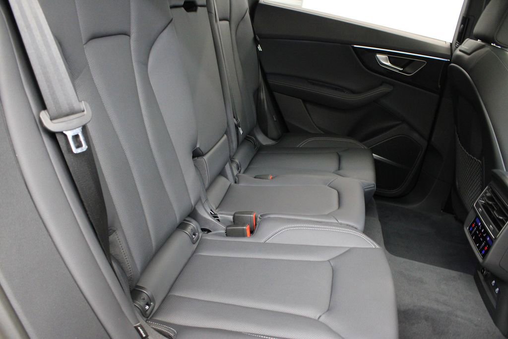 New 2026 Audi Q8 Premium Plus image 21