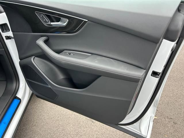 New 2026 Audi Q8 Premium Plus image 24