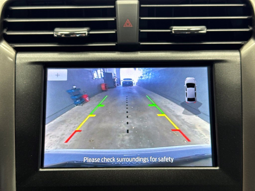 Used 2020 Ford Fusion SEL FWD image 14