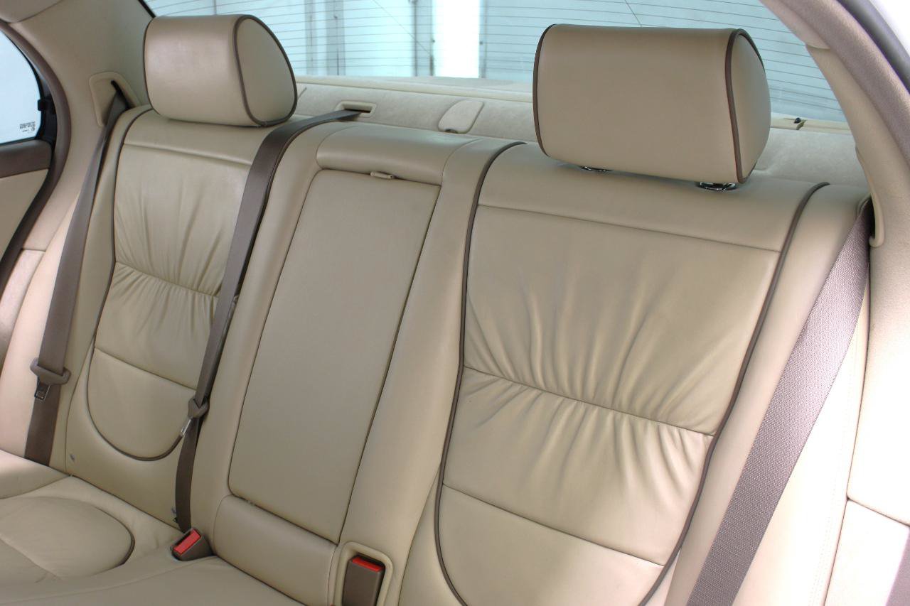 Used 2005 Jaguar XJ Vanden Plas RWD image 39