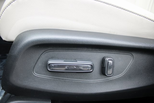 Used 2023 Honda HR-V EX-L image 13