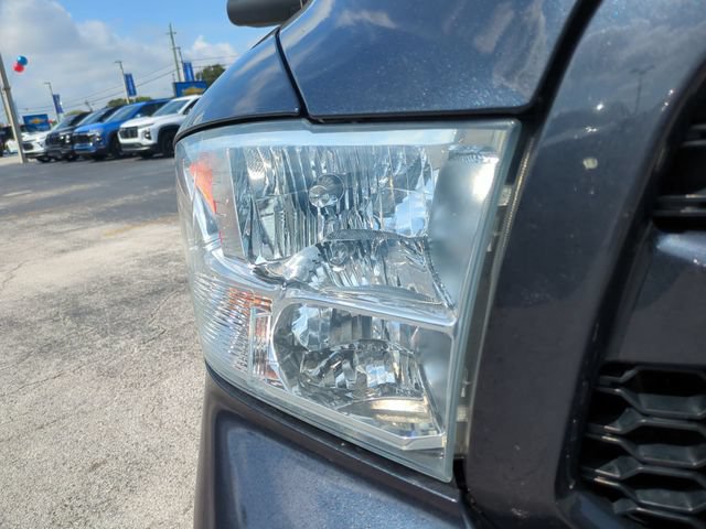 Used 2018 RAM 1500 Express w/ Express Value Package AWD/4WD image 10