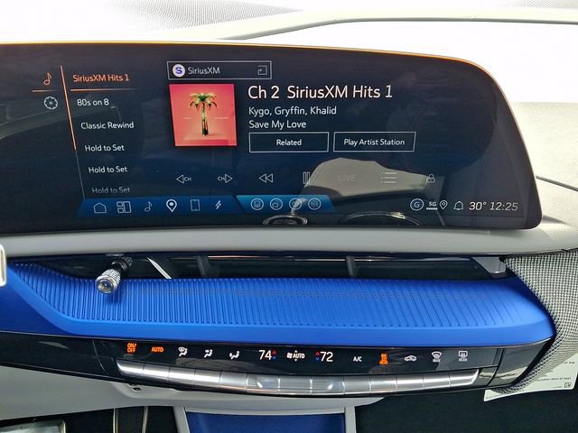 New 2026 Cadillac Optiq Luxury 2 image 11