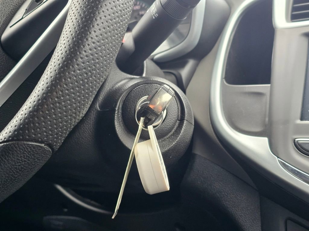 Used 2017 Chevrolet Sonic LS image 33