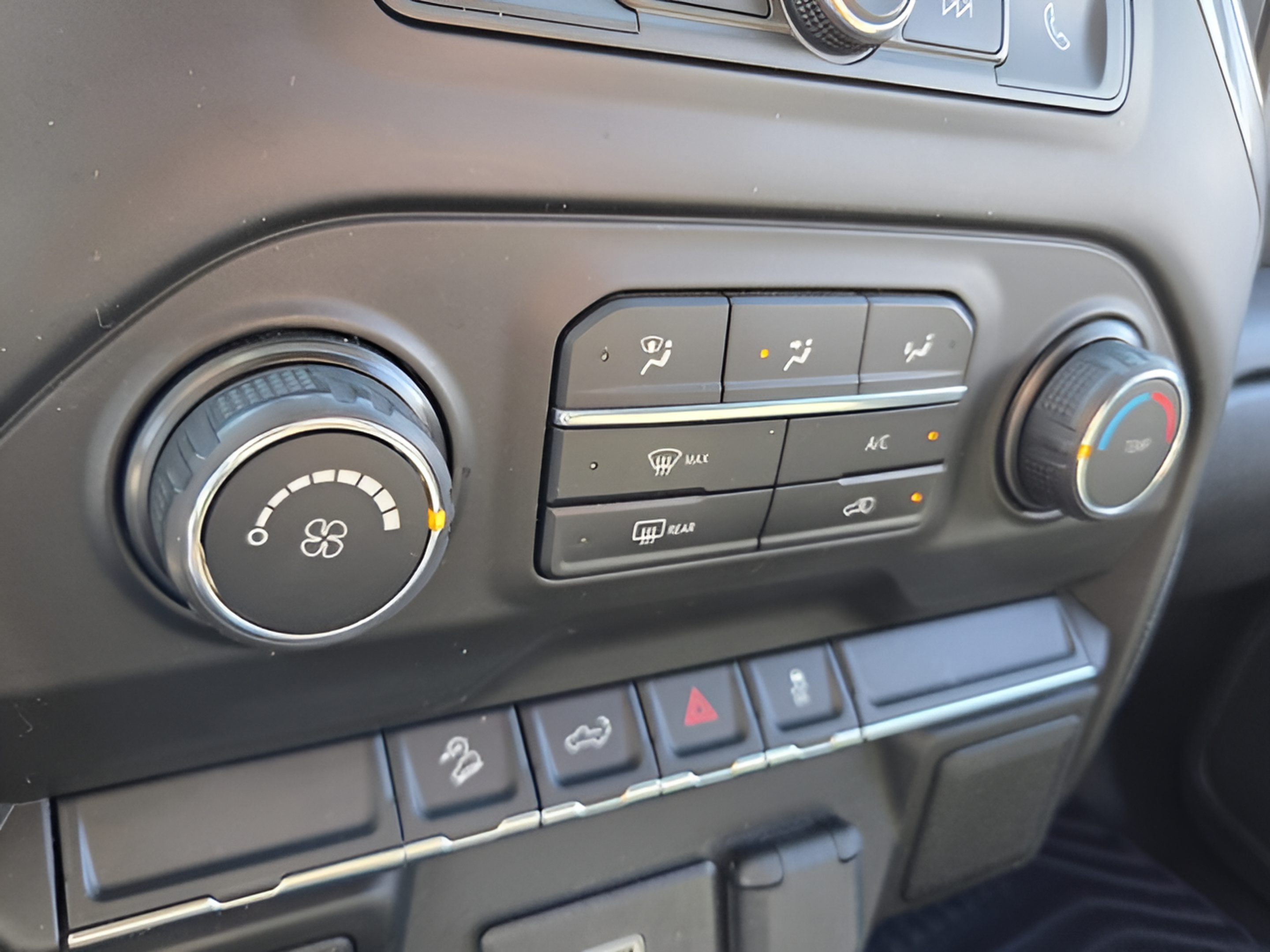 Certified 2020 Chevrolet Silverado 1500 Custom Trail Boss w/ Custom Convenience Package AWD/4WD image 20