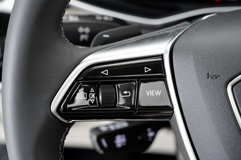 Used 2025 Audi A7 3.0T Premium image 12