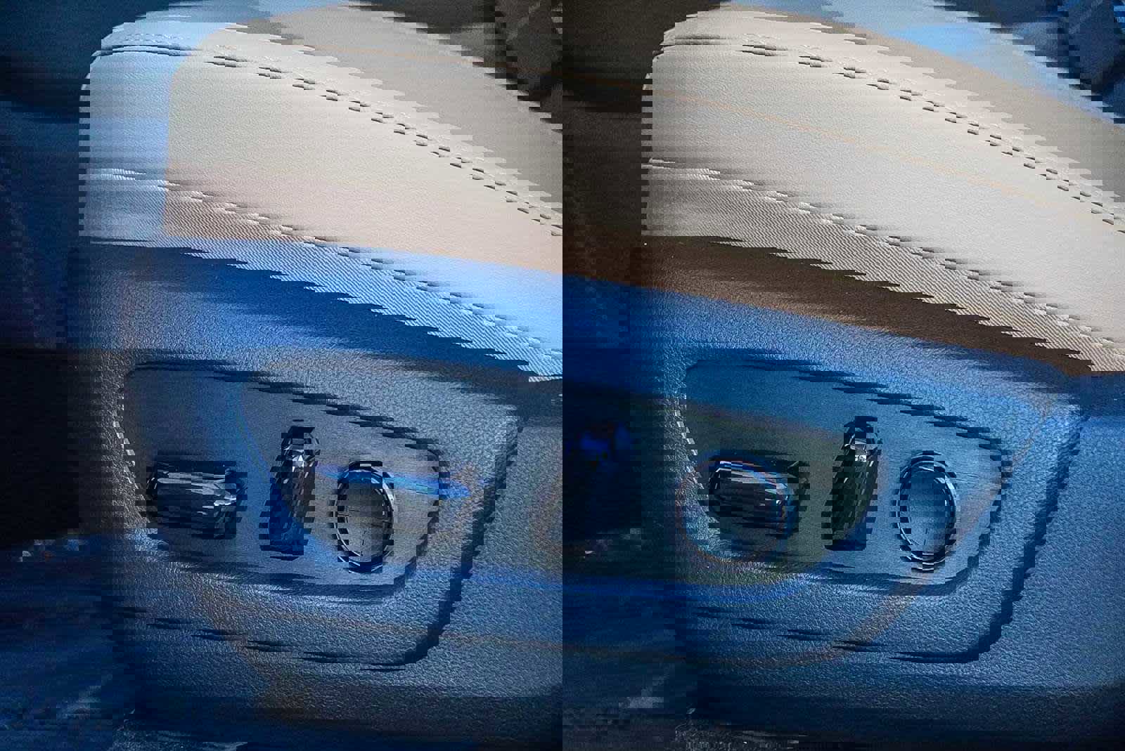 New 2026 Lexus NX 450h+ AWD w/ Luxury Package image 21