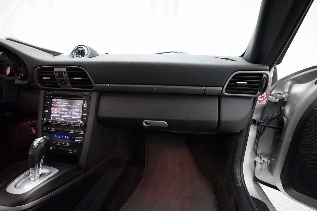 Used 2010 Porsche 911 Carrera image 22