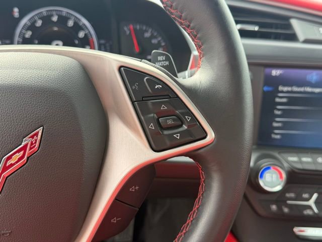 Used 2015 Chevrolet Corvette Z06 w/ 3LZ Preferred Equipment Group image 23