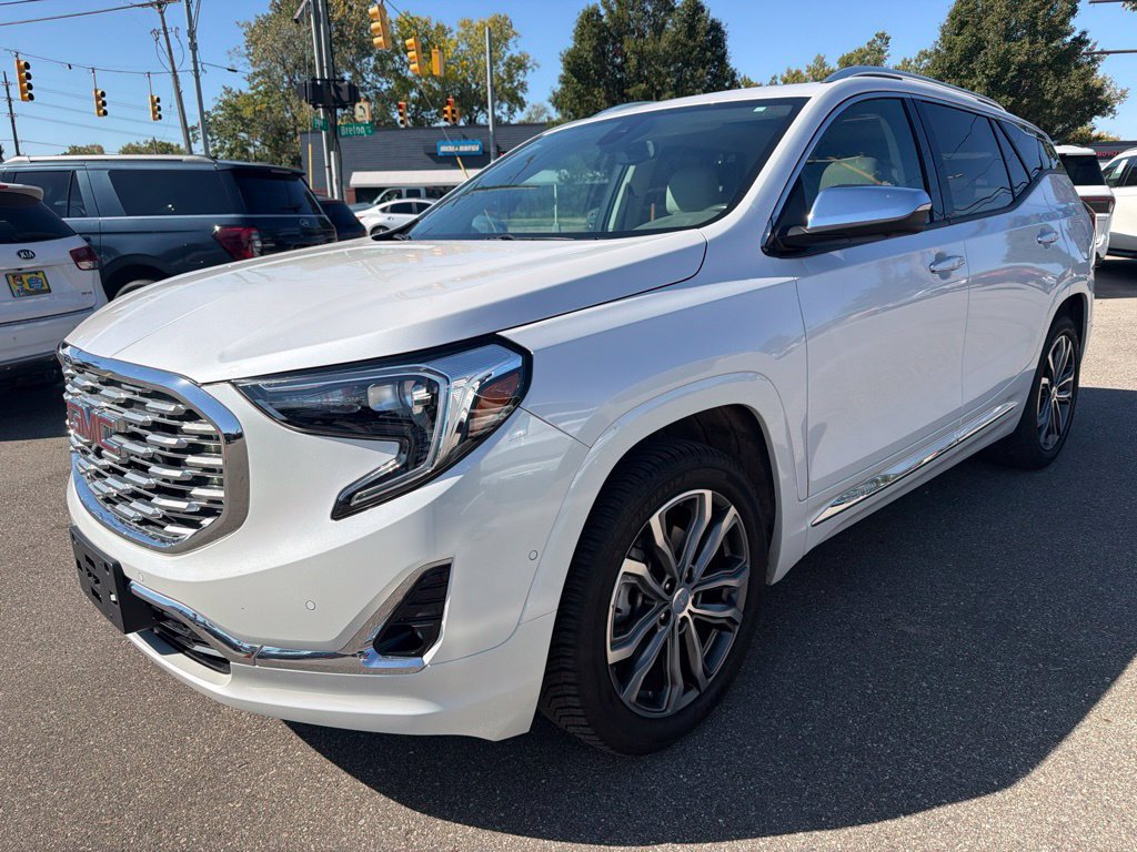Used 2020 GMC Terrain Denali w/ Denali Premium Package