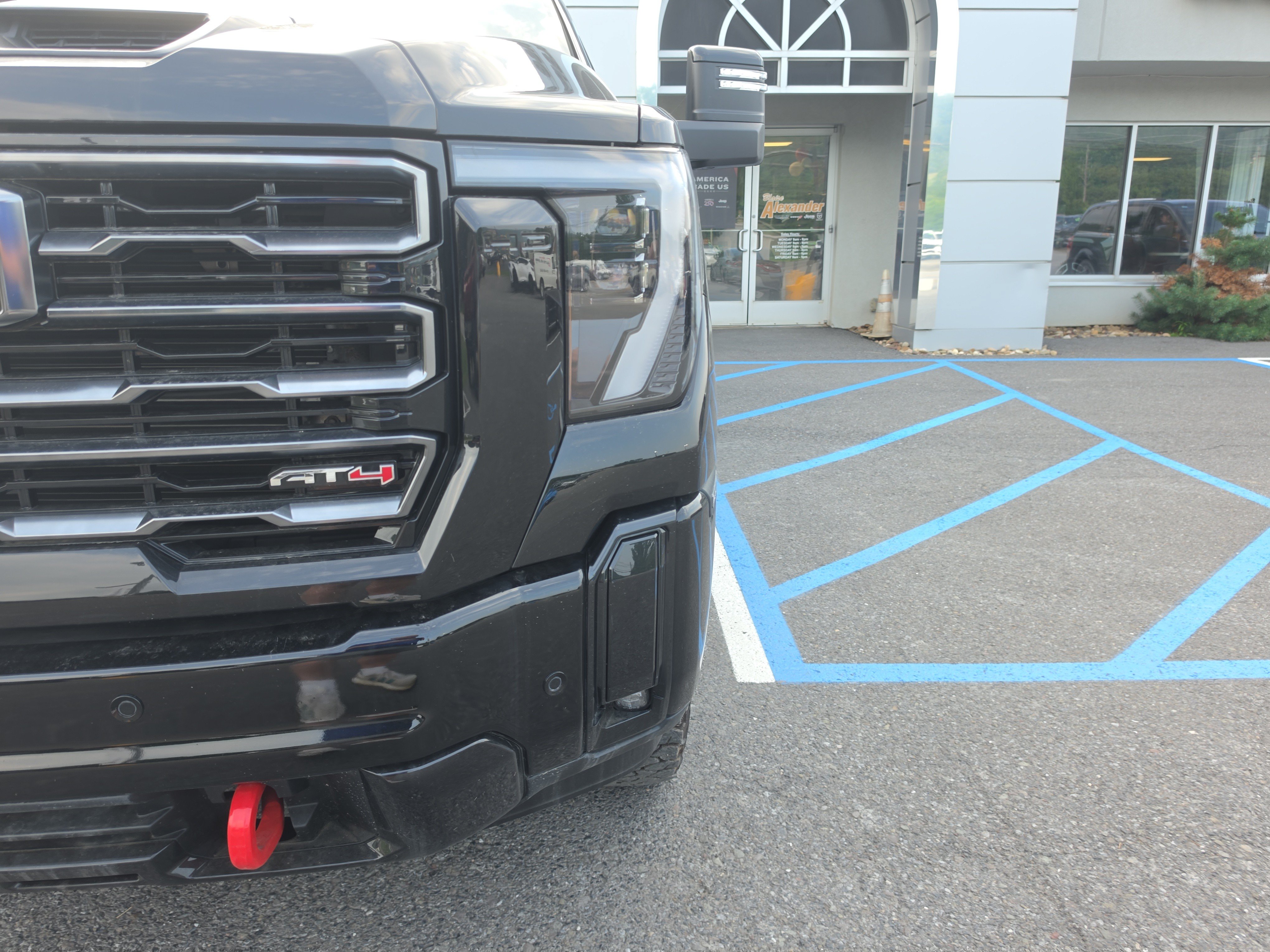 Used 2026 GMC Sierra 2500 AT4 AWD/4WD image 10