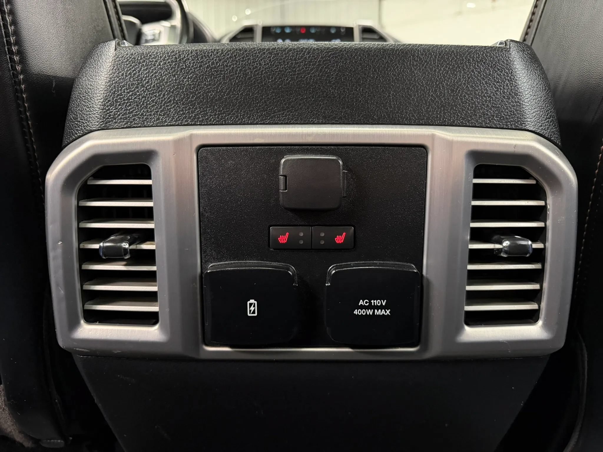 Used 2019 Ford F150 Platinum w/ Equipment Group 701A Luxury AWD/4WD image 18