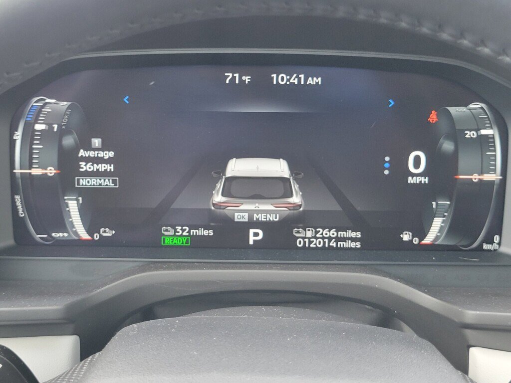 Used 2023 Mitsubishi Outlander SEL image 31