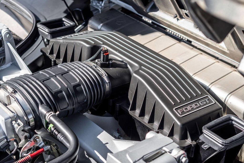 Used 2005 Ford GT image 26