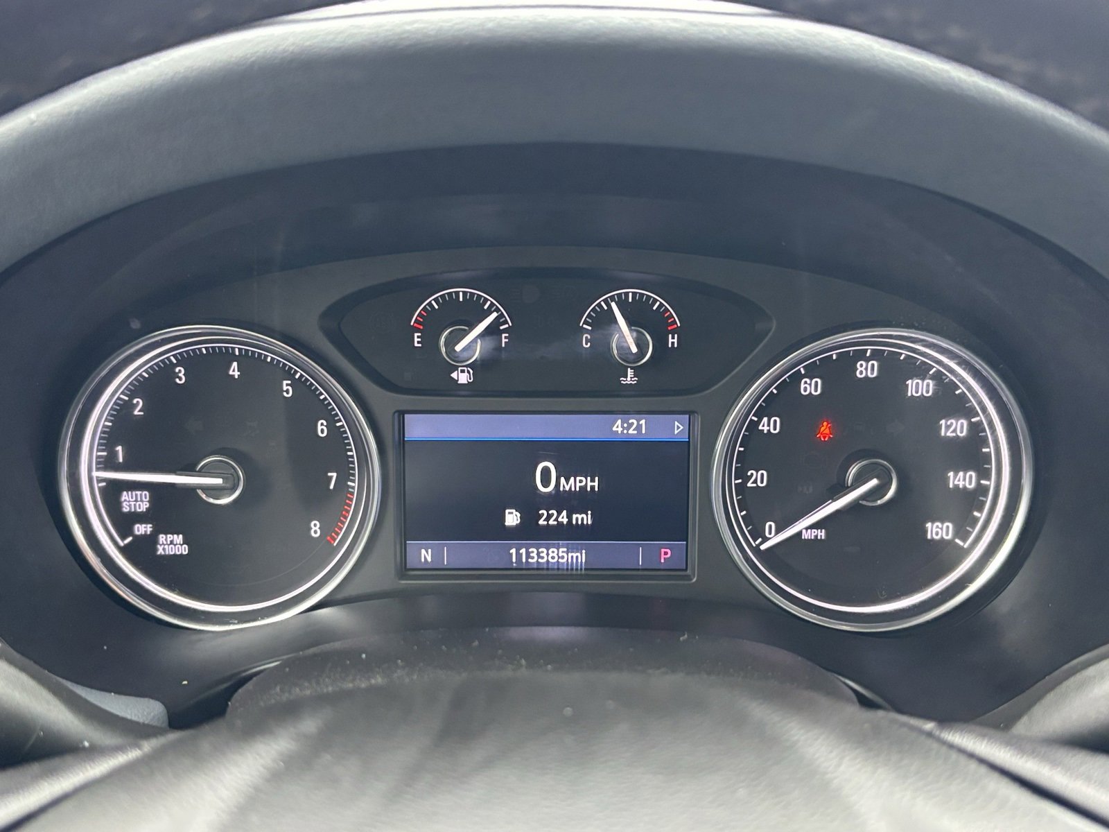 Used 2023 Buick Enclave Essence image 6