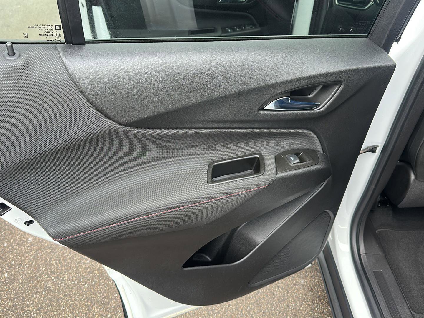 Certified 2022 Chevrolet Equinox RS image 17