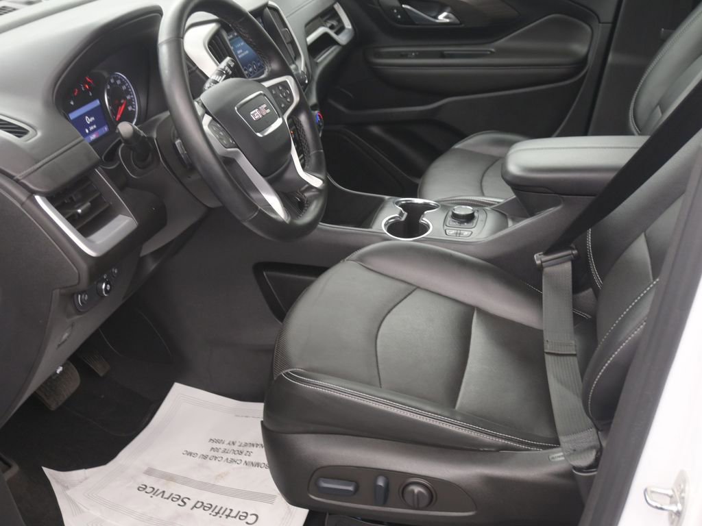 Used 2023 GMC Terrain SLT AWD/4WD image 10