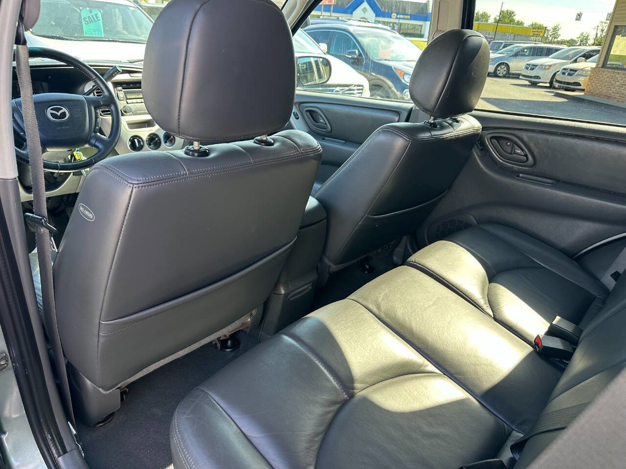 Used 2003 MAZDA Tribute ES image 22