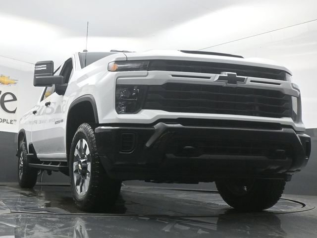 New 2026 Chevrolet Silverado 2500 Custom w/ Custom Convenience Package image 3
