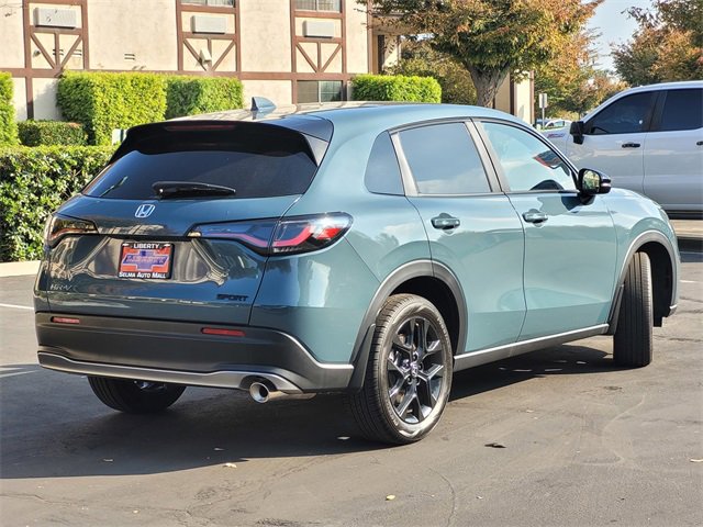 Used 2025 Honda HR-V Sport image 5