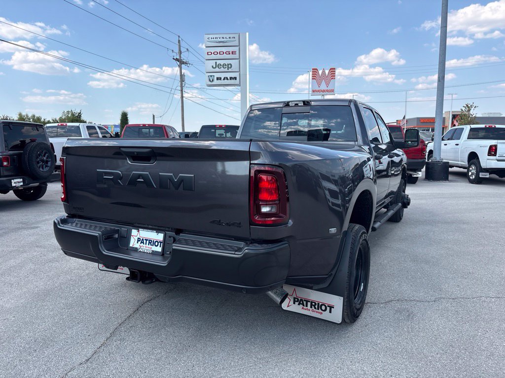 New 2027 RAM 3500 Tradesman AWD/4WD image 30
