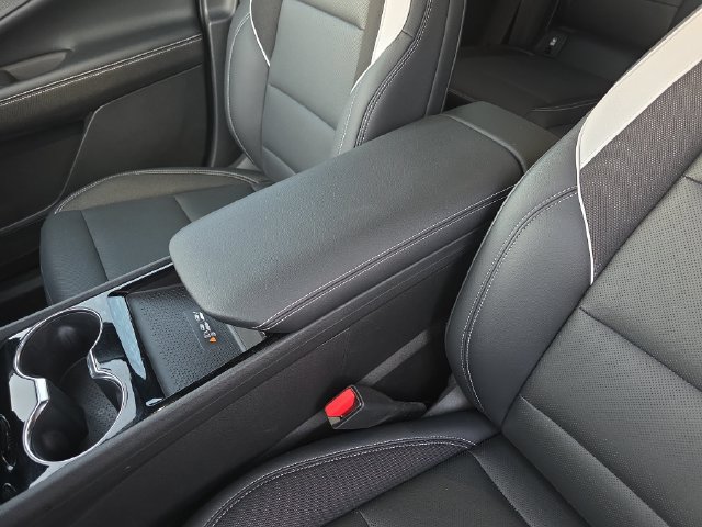 Certified 2024 Chevrolet Blazer EV LT AWD/4WD image 22