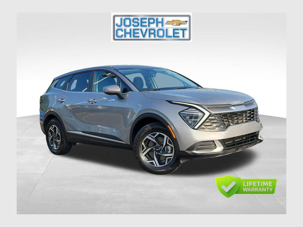 Used 2024 Kia Sportage LX AWD/4WD image 1