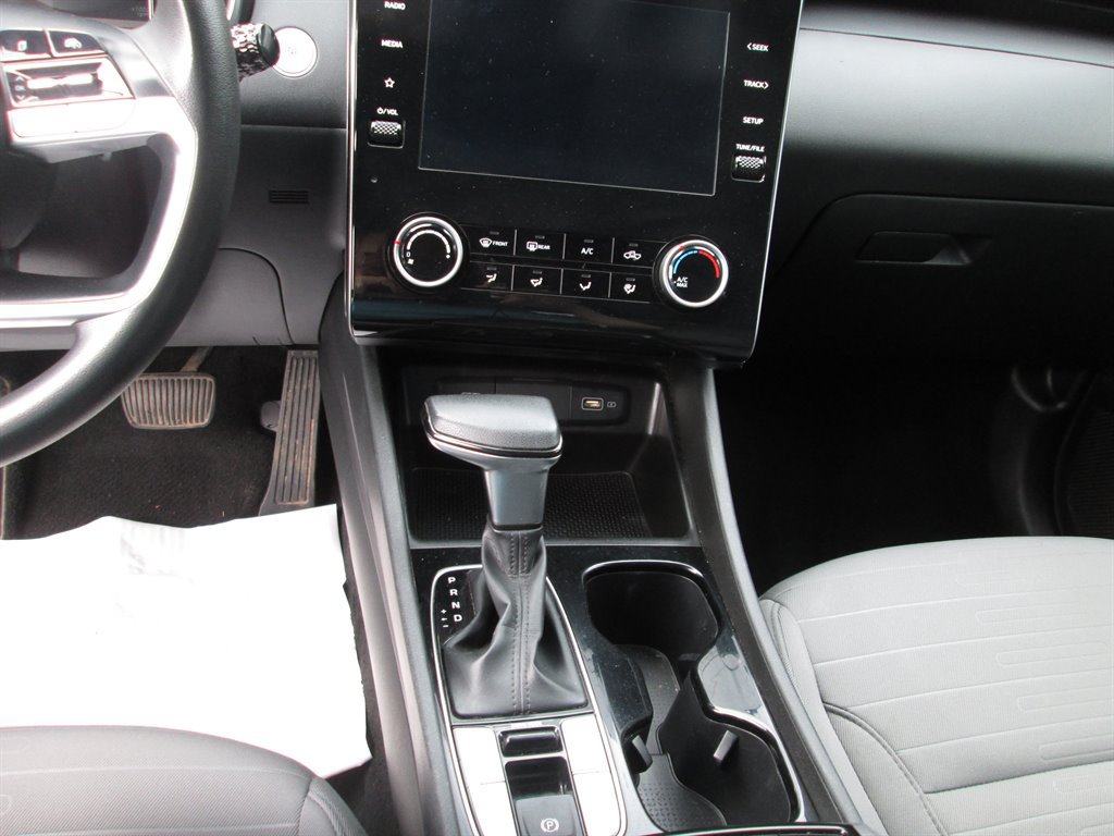 Used 2023 Hyundai Santa Cruz SEL AWD/4WD image 13