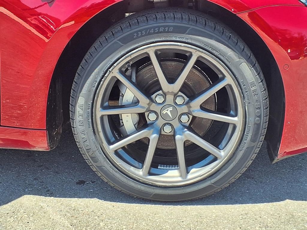 Used 2018 Tesla Model 3 Long Range RWD image 11