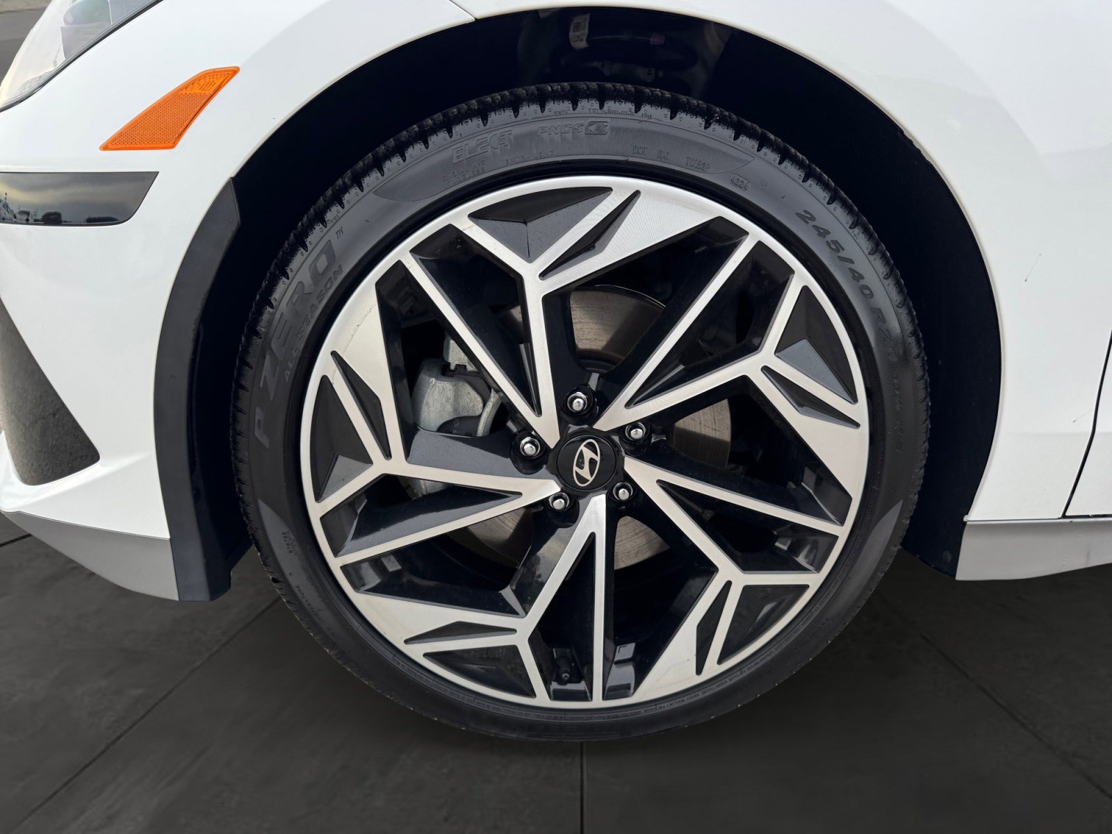 Certified 2025 Hyundai Ioniq 6 SEL image 14