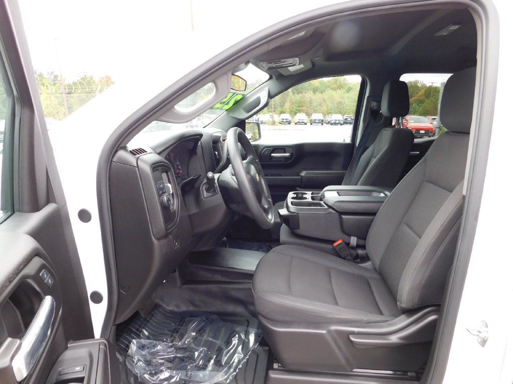 Used 2025 Chevrolet Silverado 1500 W/T RWD image 17
