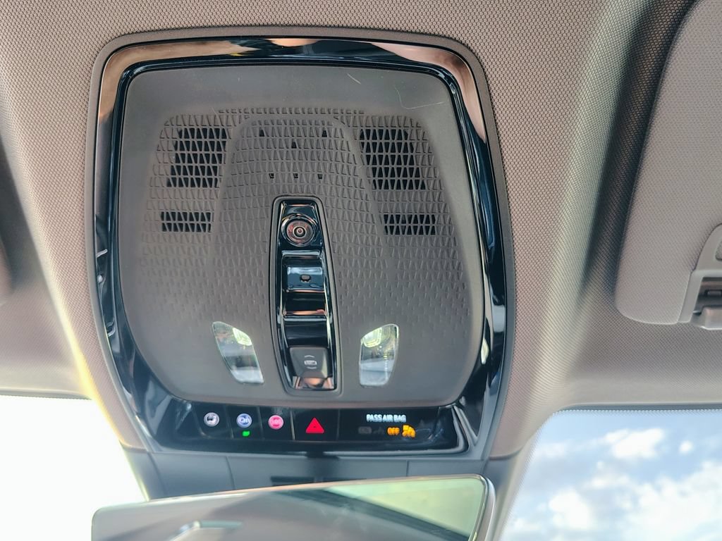 New 2027 Cadillac Optiq Premium Luxury AWD/4WD image 30