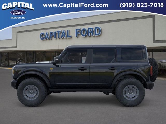 New 2025 Ford Bronco Badlands image 3