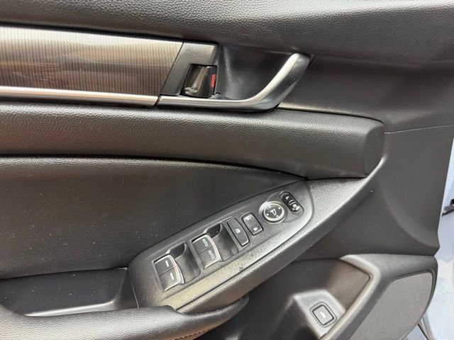 Used 2022 Honda Accord Sport image 18