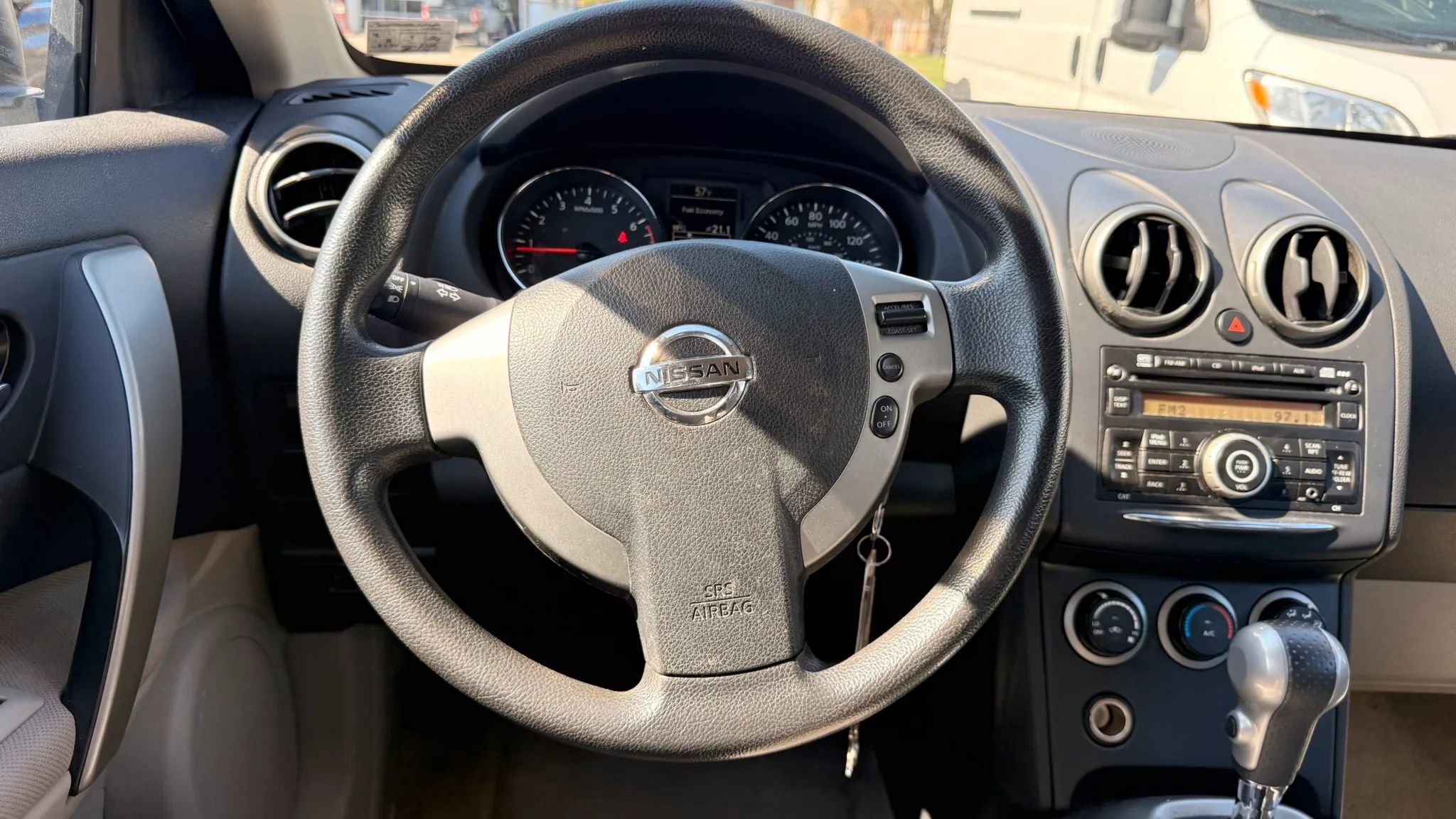 Used 2013 Nissan Rogue S image 17