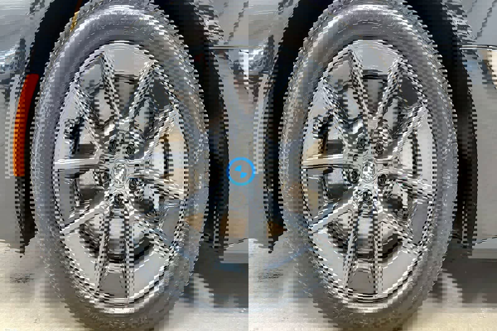 Used 2023 BMW i4 eDrive35 w/ Premium Package image 26