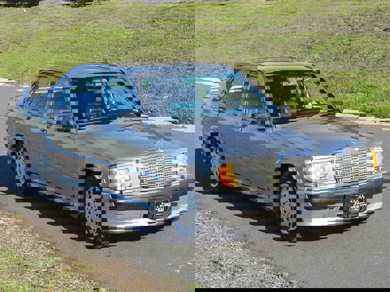 Used 1987 Mercedes-Benz 190 E 2.3-16 image 4