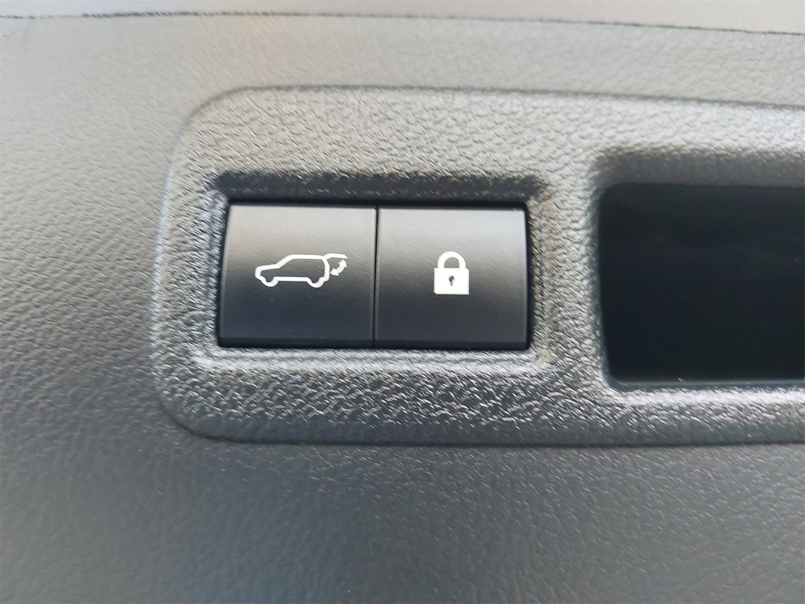 Used 2019 Lexus NX 300h AWD image 13