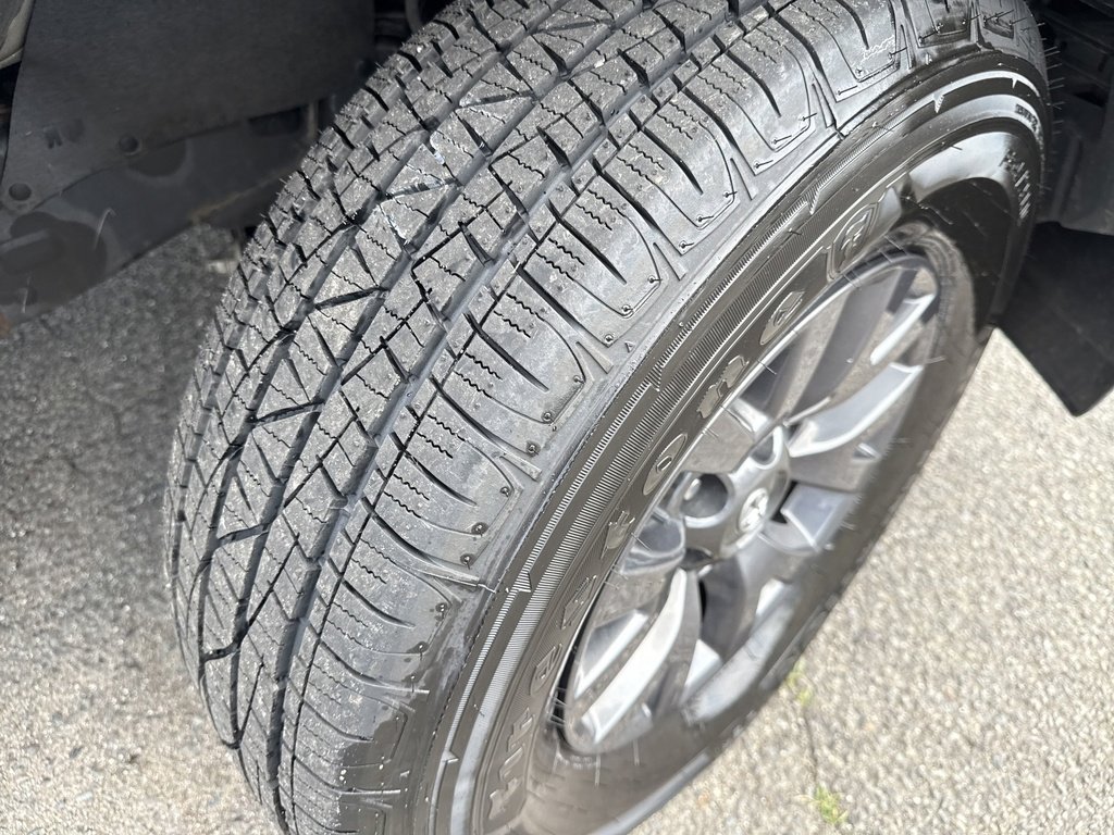 Certified 2023 Toyota Tacoma SR5 image 8