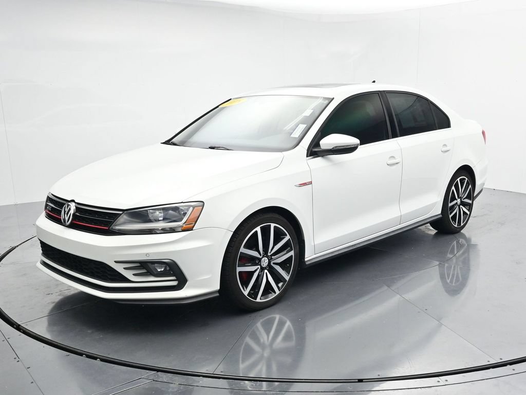 Used 2018 Volkswagen Jetta GLI FWD image 4