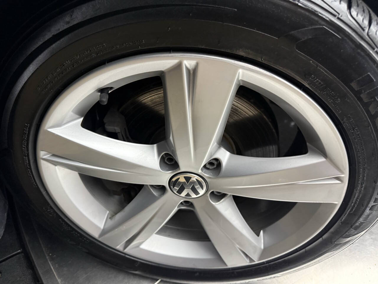 Used 2013 Volkswagen Passat TDI SE FWD image 26