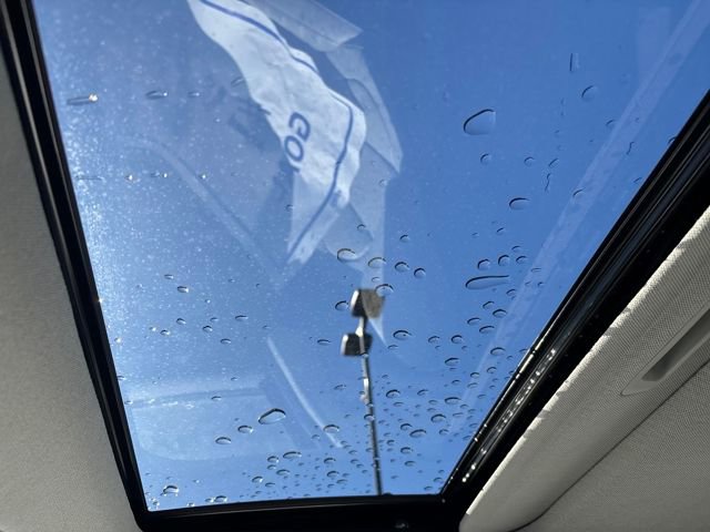 Certified 2025 Hyundai Elantra Limited image 22