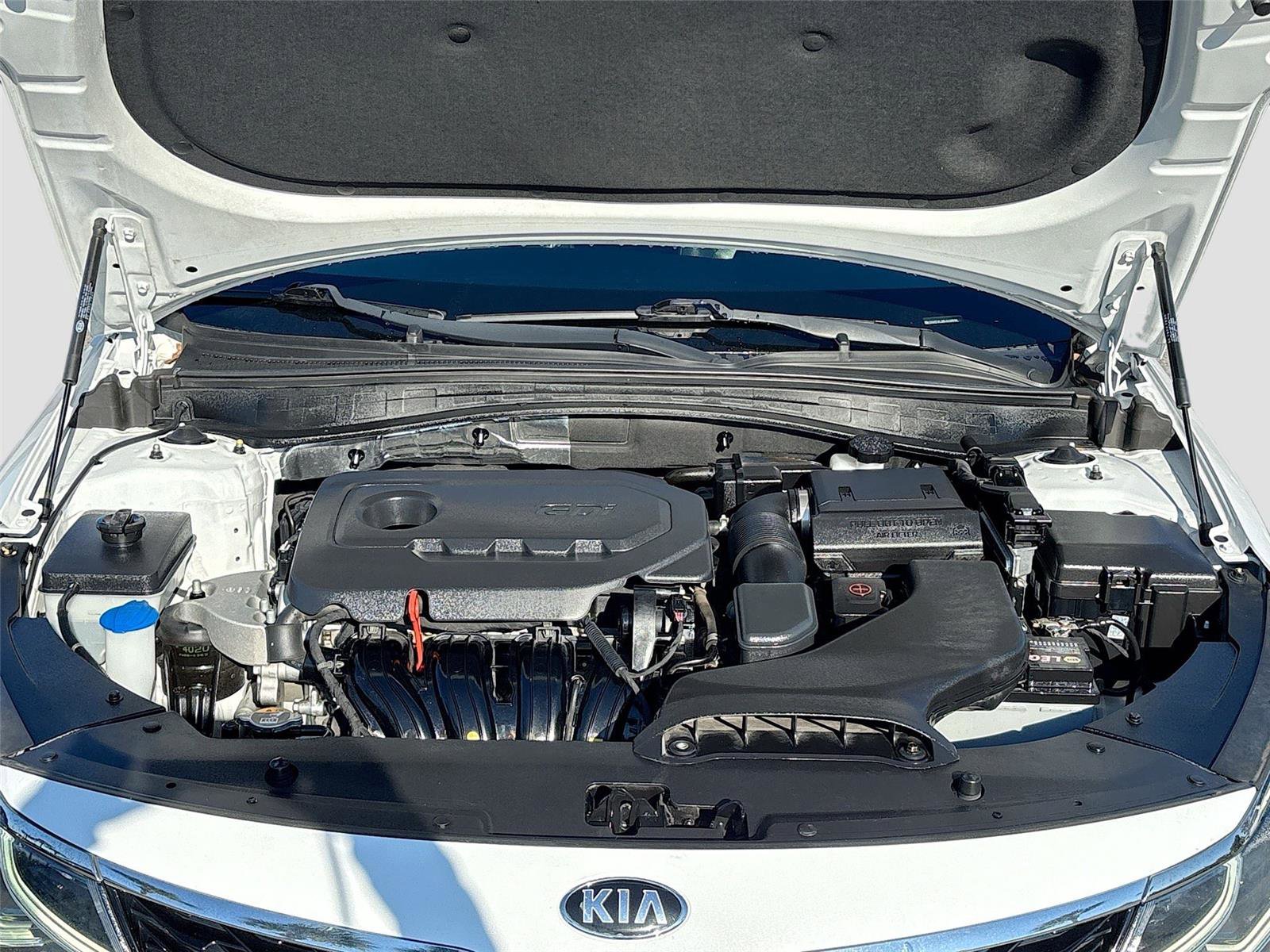 Used 2020 Kia Optima SE image 30