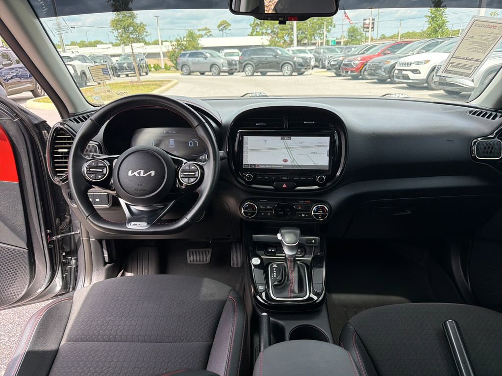 Used 2023 Kia Soul GT-Line FWD image 24