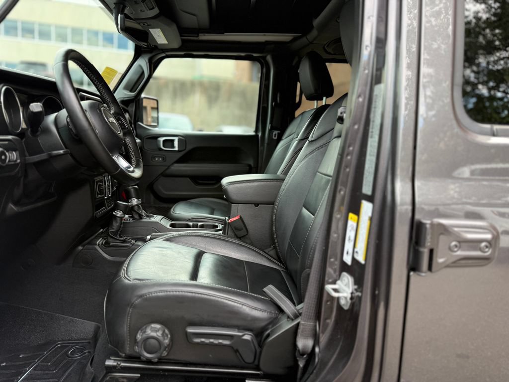 Used 2020 Jeep Wrangler Unlimited Sahara AWD/4WD image 11