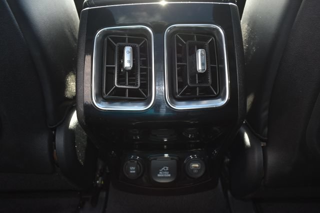 Used 2023 Kia Sorento EX AWD/4WD image 38